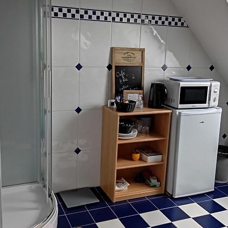 Au Bonheur Du Logis Otel Fougères Dış mekan fotoğraf